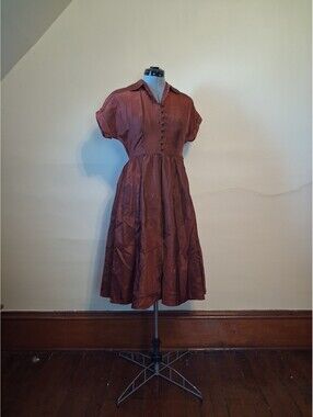 1940s 1950s dress, Johnathan Logan Embroidered Size 11 Elegant Dress
